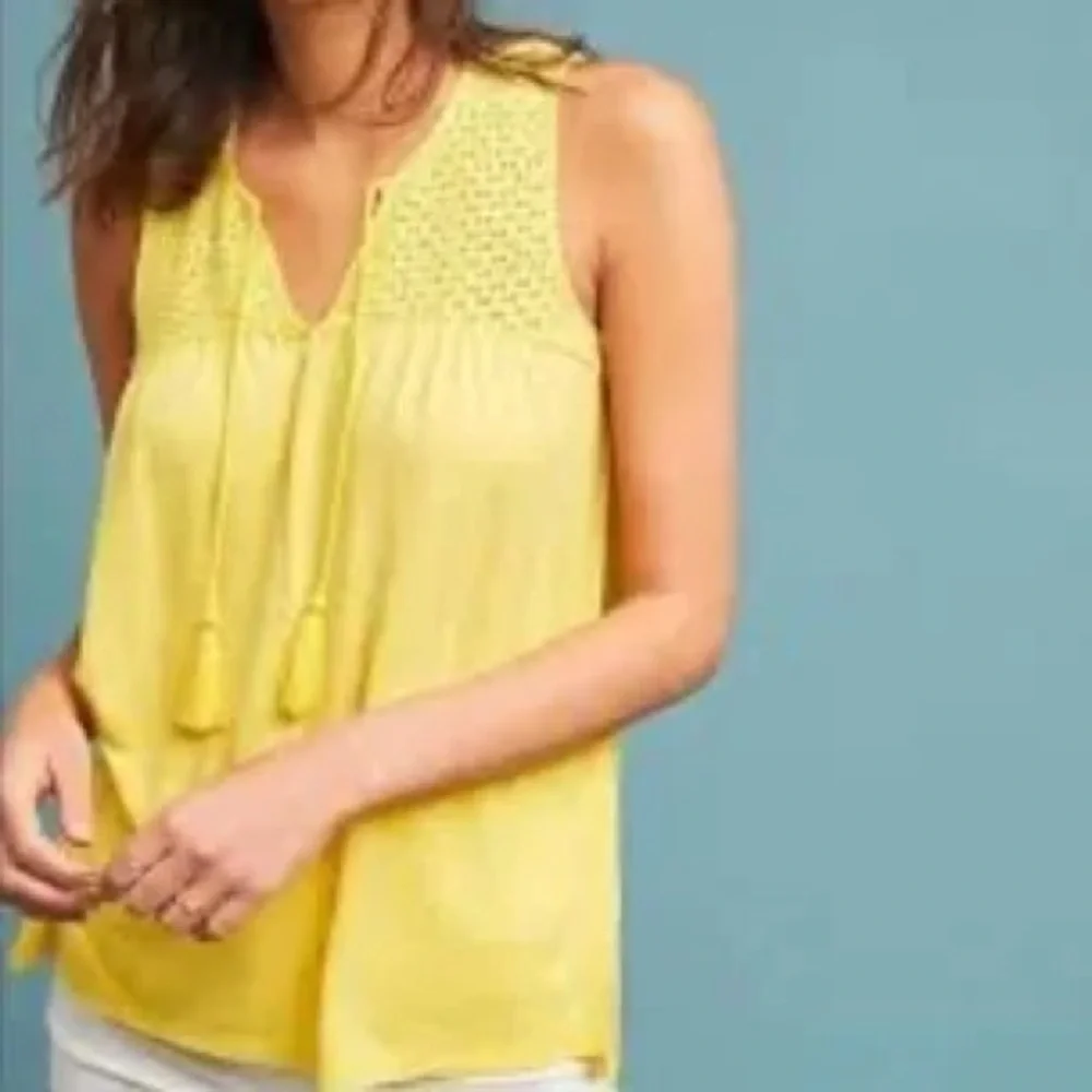 Akemi & Kin Crochet trim top - Picture 1 of 6